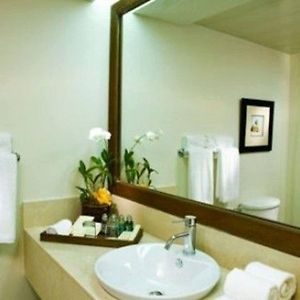Premium Deluxe Partial Ocean View